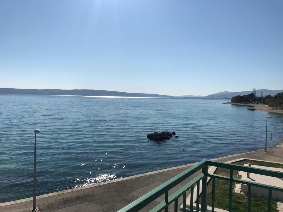 Meerblick Apartment Kastela Bagian luar foto