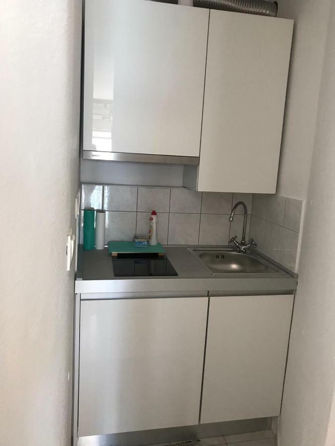 Meerblick Apartment Kastela Bagian luar foto