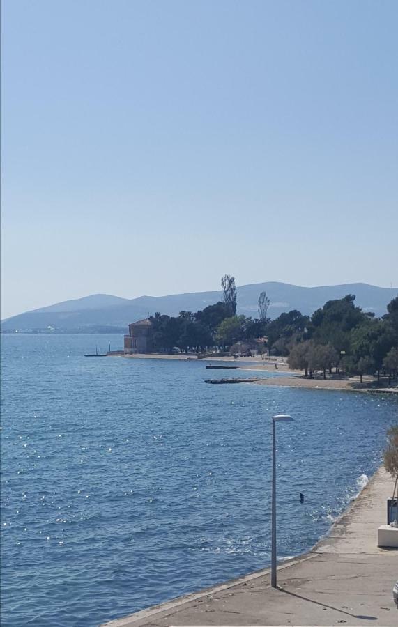 Meerblick Apartment Kastela Bagian luar foto