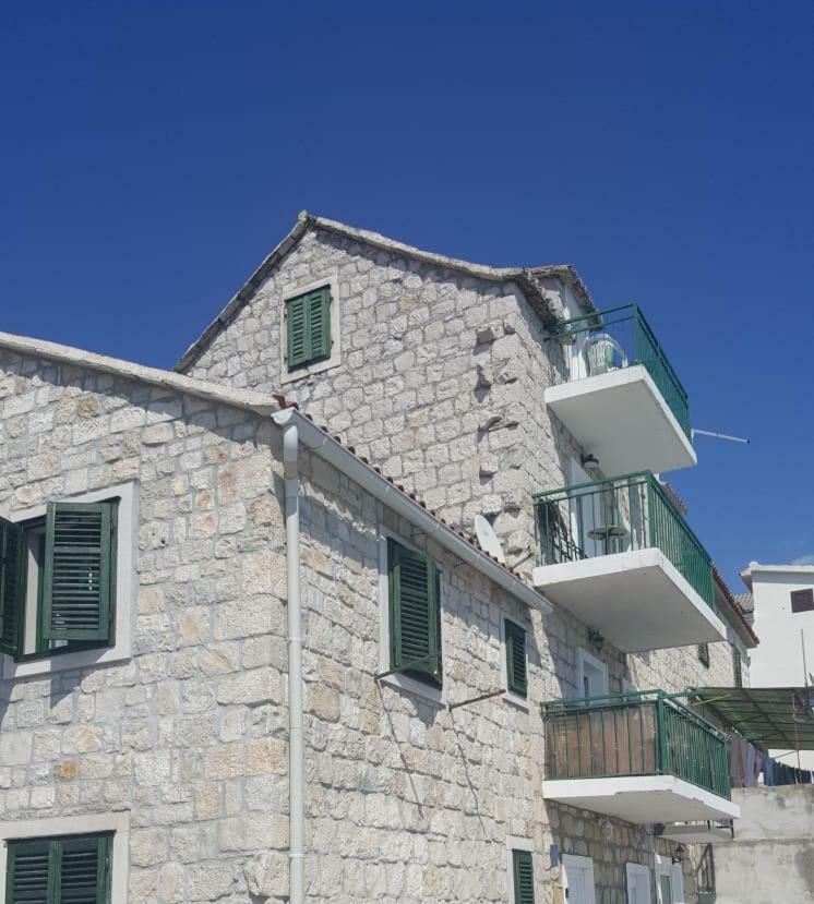 Meerblick Apartment Kastela Bagian luar foto